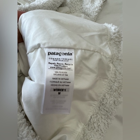 Patagonia | Women’s SZ M | White Los Gatos Fleece Vest | Cozy Fuzzy - Picture 6 of 6